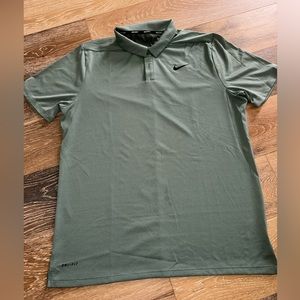 Men’s Nike golf dri fit polo size large